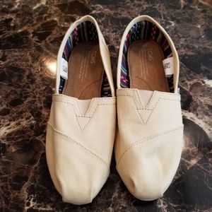 Toms Ladies Shoes